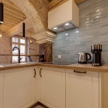 Le Balcon Perriere I - Charming With Direct View Of The Thiou Appartamento